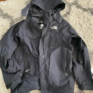The North Face mens XL black nylon Hyvent hooded full zip winter jacket